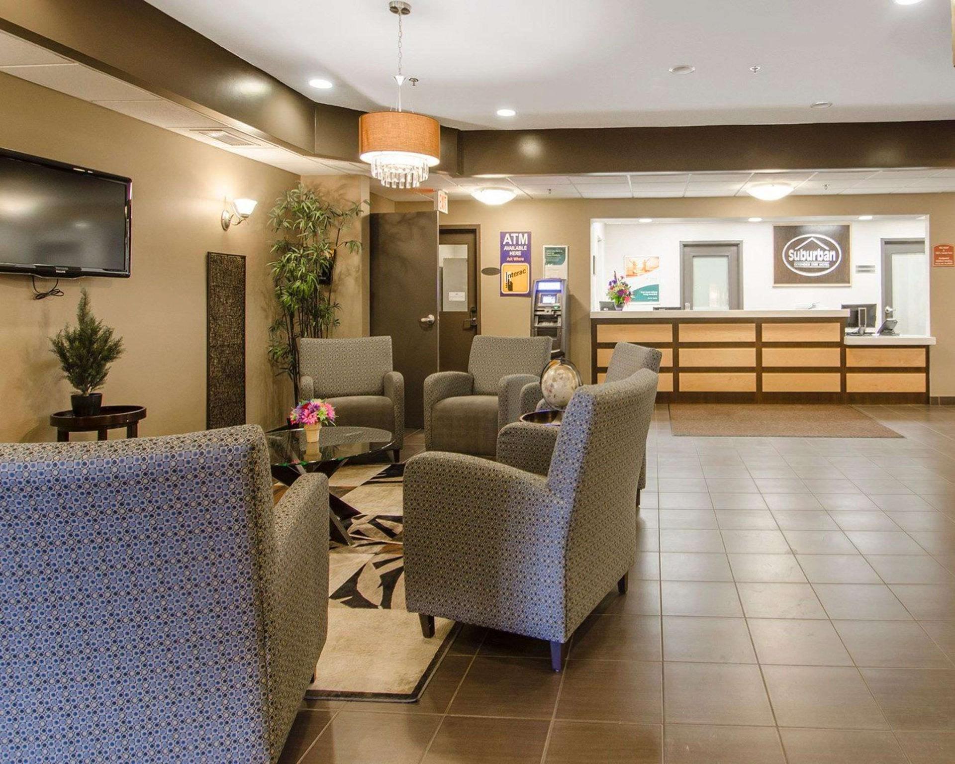Quality Inn & Suites Estevan Esterno foto