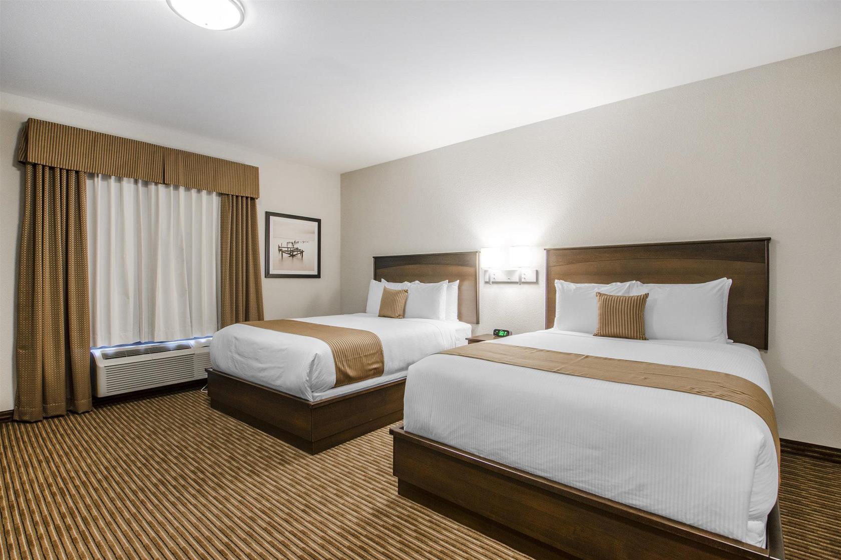 Quality Inn & Suites Estevan Esterno foto