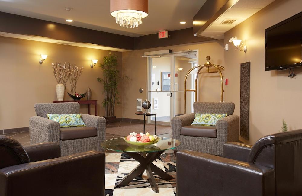 Quality Inn & Suites Estevan Esterno foto